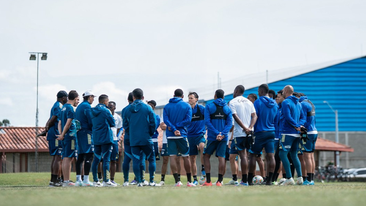 ¡Ventajas de no clasificar! Millonarios anunció que su plantilla profesional salió a vacaciones