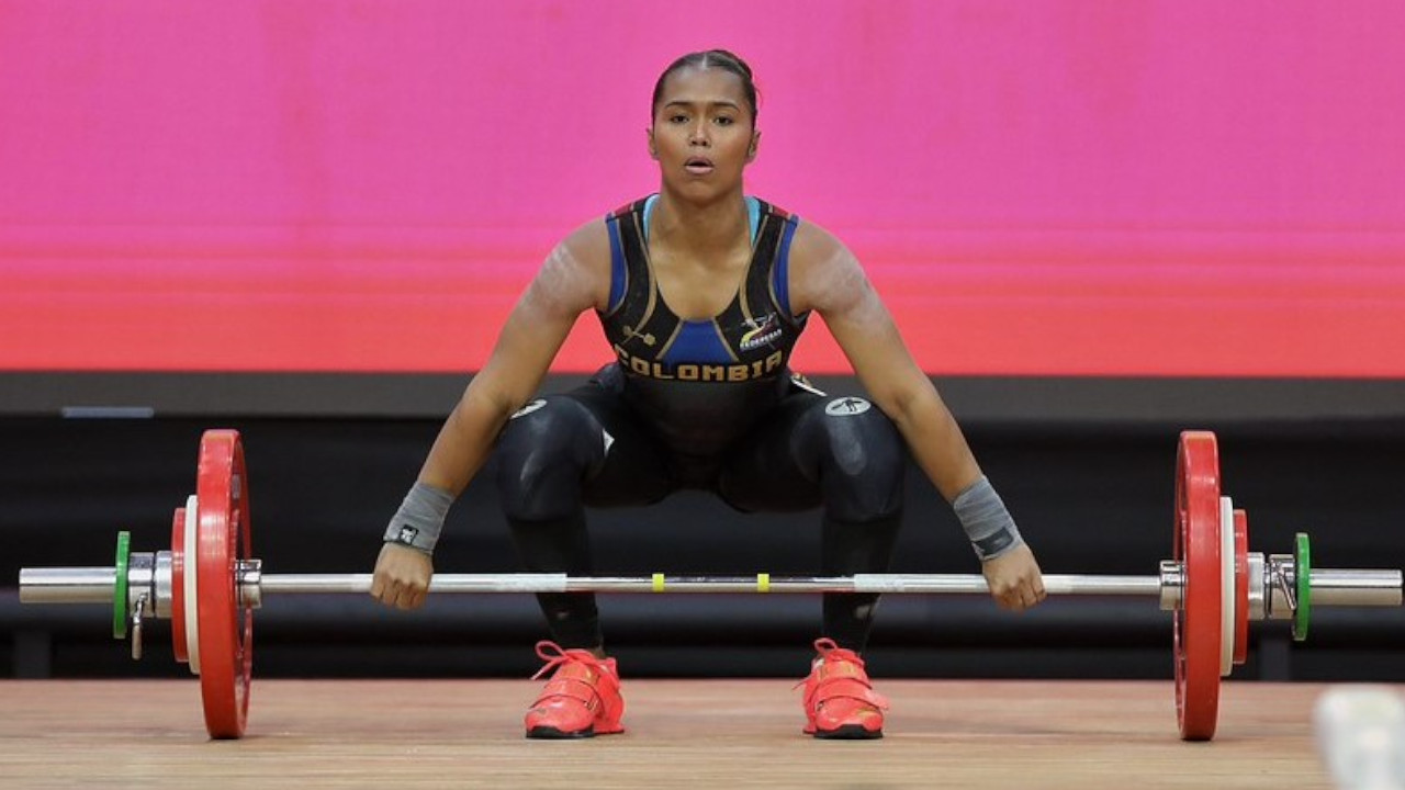 ¡Festival de Oro y Plata! Levantamiento de pesas colombiano brilló en el inicio de los Juegos Bolivarianos