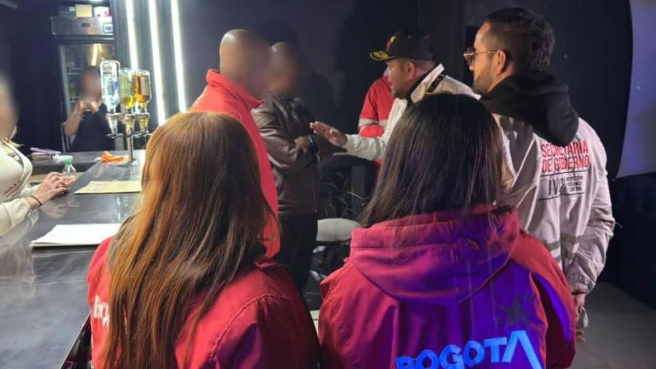 ¡Bajo cortinas negras y ruido extremo! Sellan bar clandestino que operaba como supuesto sindicato