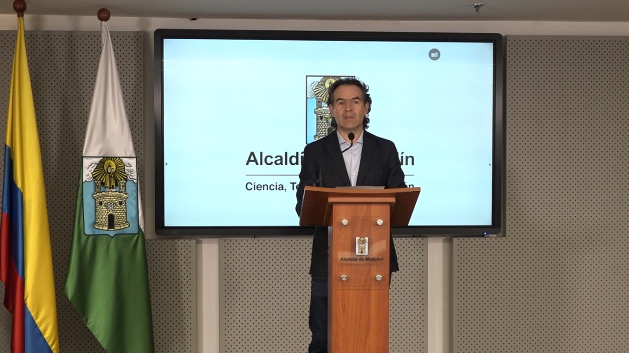 “Colombia hoy es gobernada por un grupo criminal”: Fico Gutiérrez sobre apoyo del gobierno a Calarcá