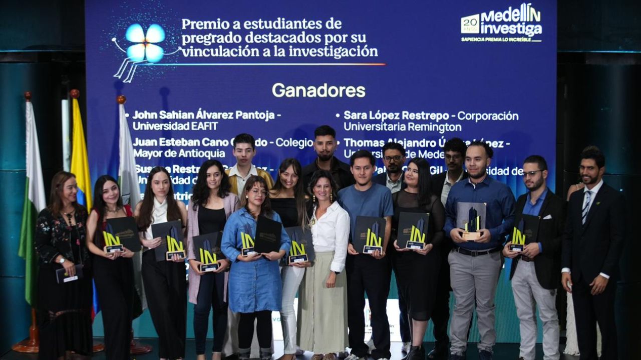 Medellín conmemora 20 años de impulsar la ciencia con 19 reconocimientos y recursos