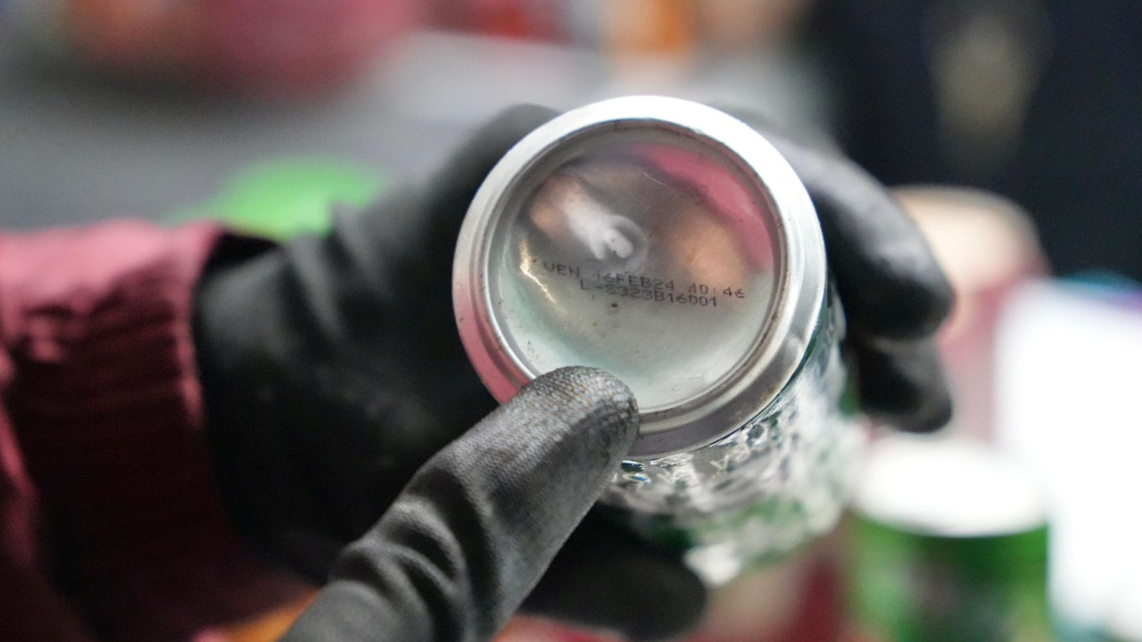 ¡Alcohol adulterado y cervezas vencidas! Megoperativos dejan locales cerrados en el sur de Bogotá