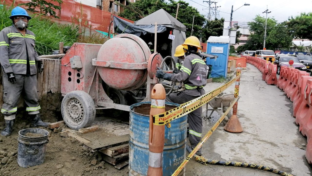 ¡Por fin avanza el Metro de la 80! Terminaron el traslado de redes de alcantarillado