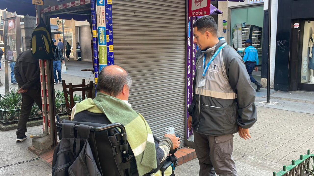 ¡Adiós al desorden! Medellín usará innovador aplicativo tecnológico para controlar y organizar el espacio público