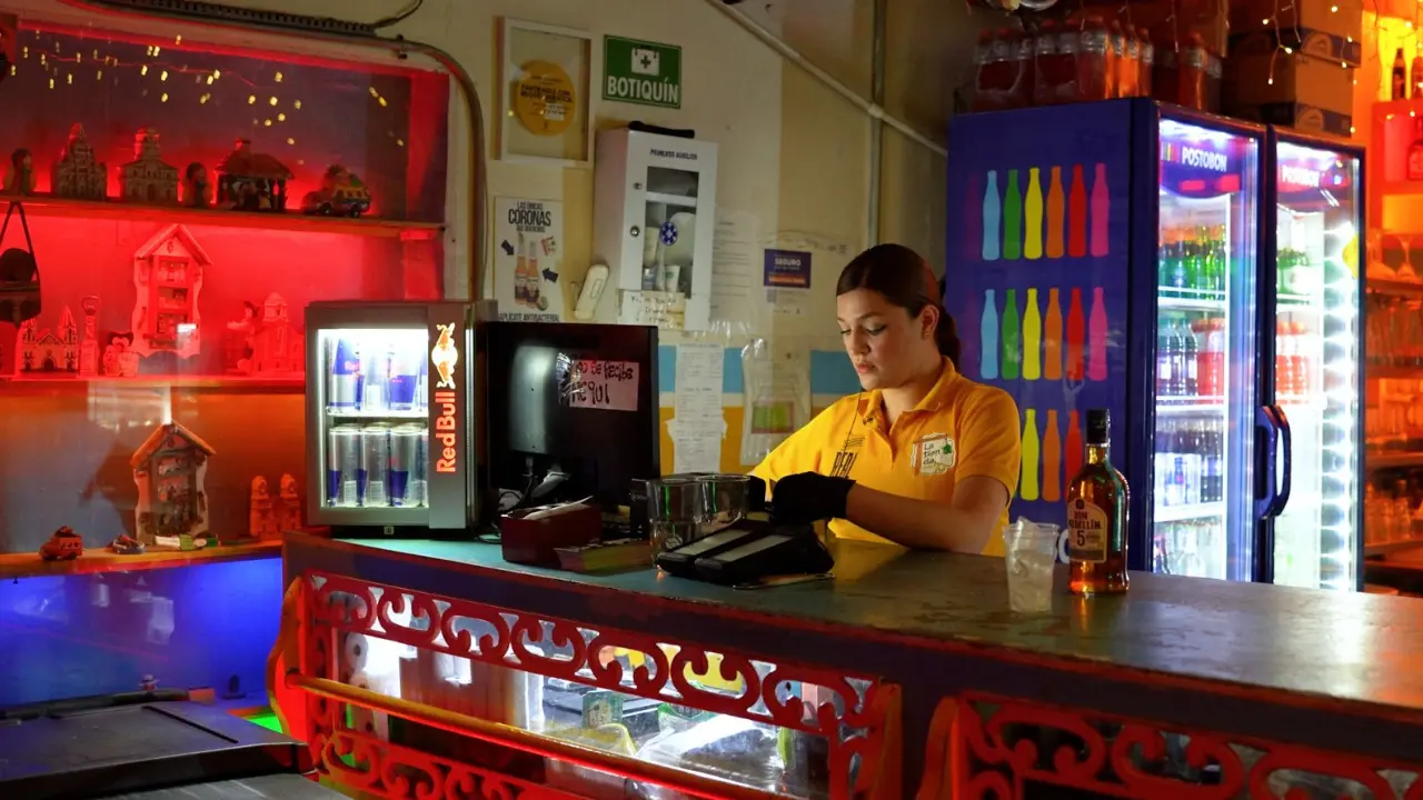 'Pregunta por Ángela': así se unen 26 bares de Medellín para proteger a las mujeres