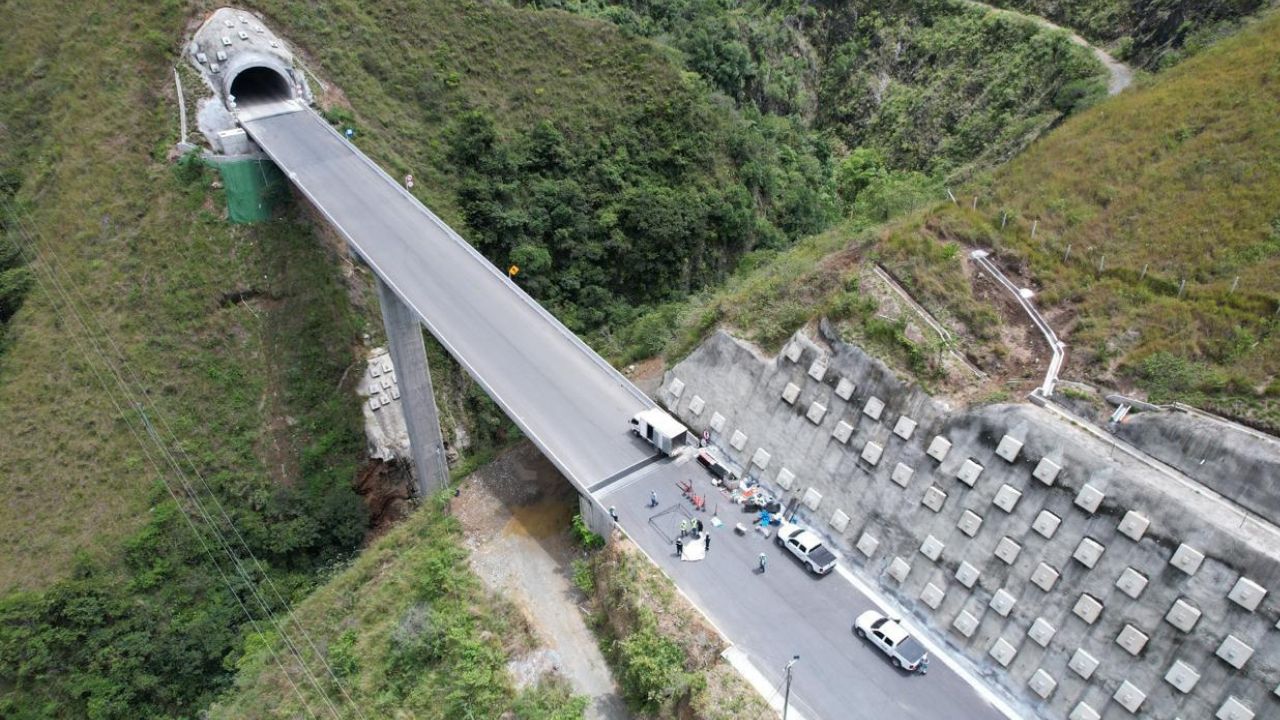 Medellín invertirá millonaria suma para salvar la Vía al Mar, que avanza hacia su recta final sin apoyo del Gobierno