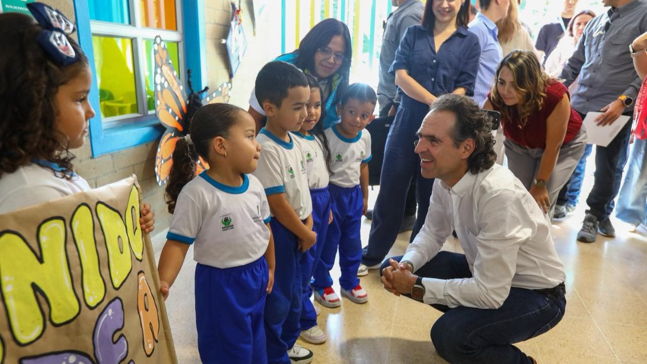 Ningún niño muerto por hambre: Medellín celebra cifra histórica contra la desnutrición infantil