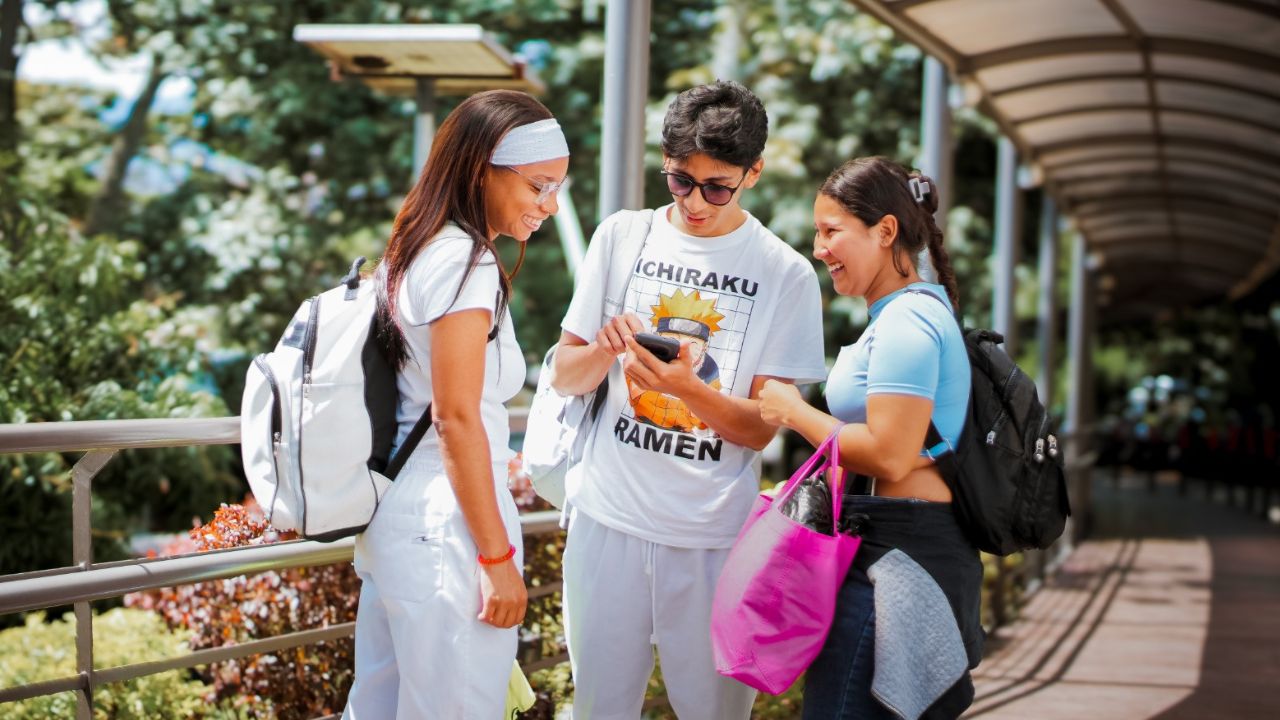 Cupos de educación superior en Medellín 2026
