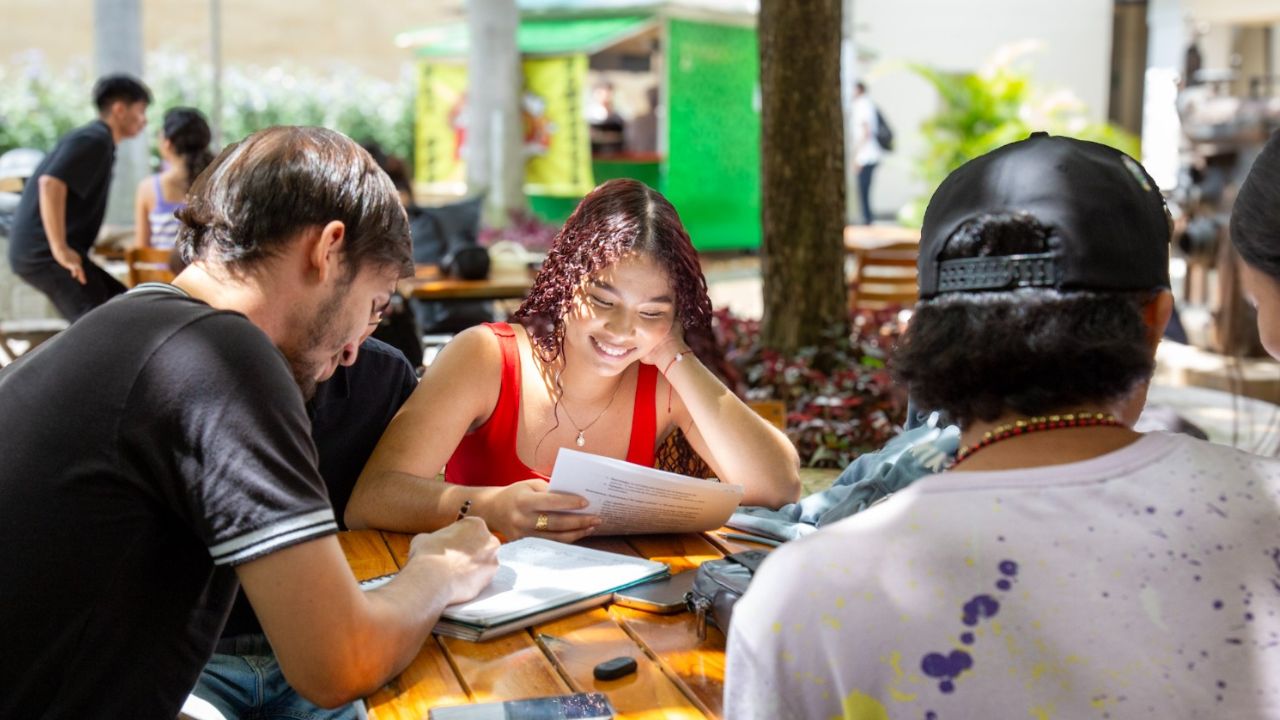 Medellín abre más de 11 mil cupos para acceder a la educación superior