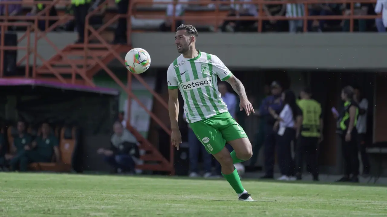 ¿Celebran los verdolagas? Facundo Batista se habría despedido de sus compañeros de Atlético Nacional