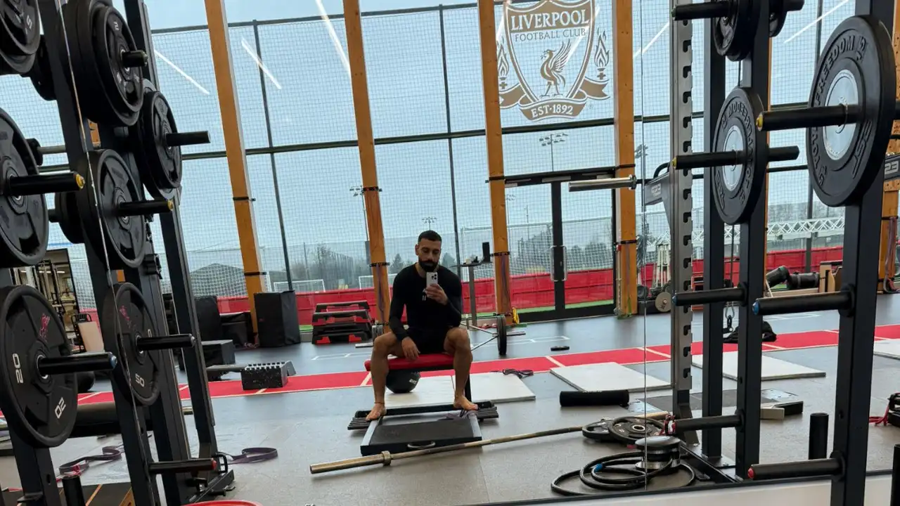 ¿Extraña a Lucho? ¡Bomba en Anfield! Salah explota contra la directiva: “Me están tirando debajo del autobús”