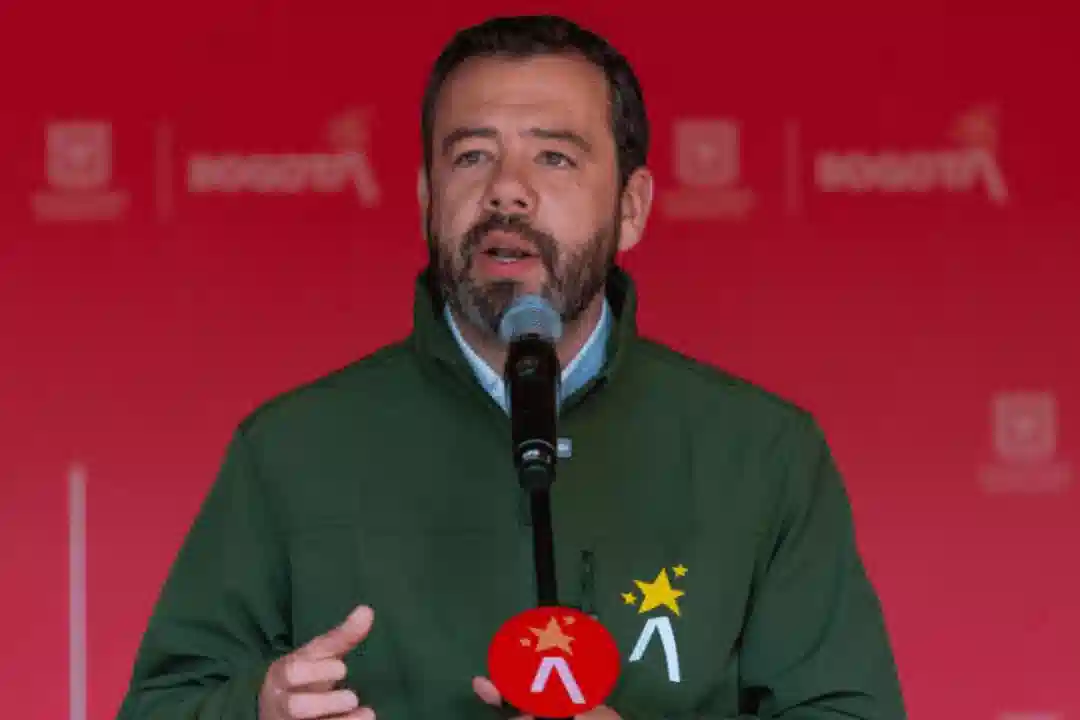 Alcalde Galán cuestiona pedido de libertad para jóvenes señalados de vandalismo en Bogotá