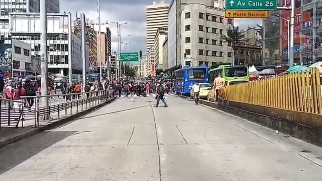 Bloqueos en San Victorino por protestas de comerciantes