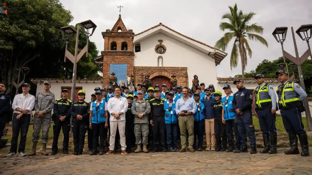 Cali activa el Plan Navidad con más de mil policías: drones, patrulla púrpura y controles por pólvora