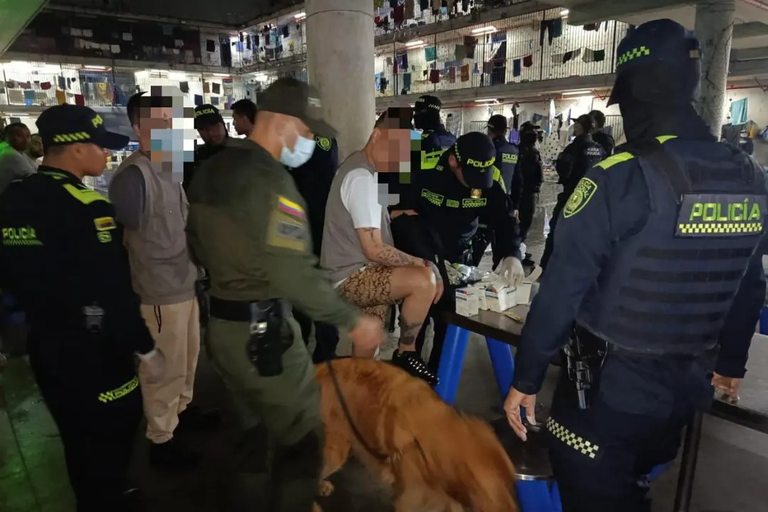 Operativo sorpresa en El Pedregal destapa ‘call center criminal’ que extorsionaba en todo el país