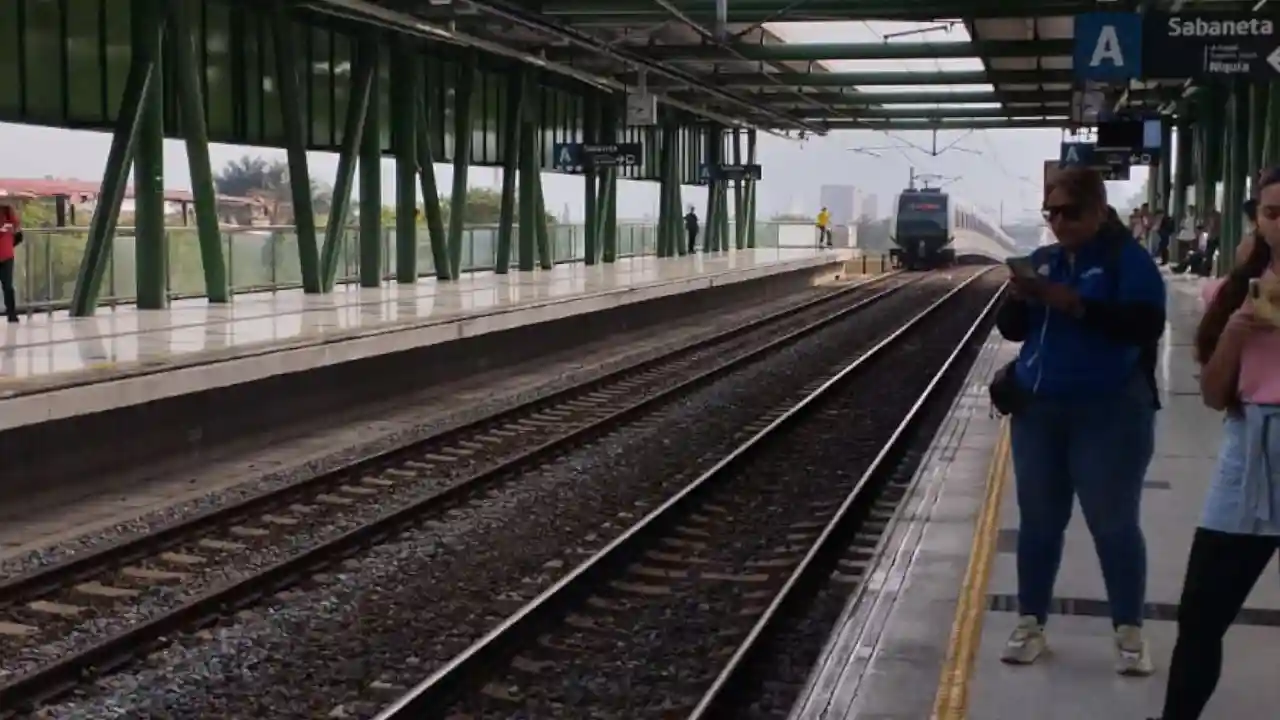 El Metro de Medellín se pega la trasnochada en diciembre: extenderá horarios para facilitar la movilidad
