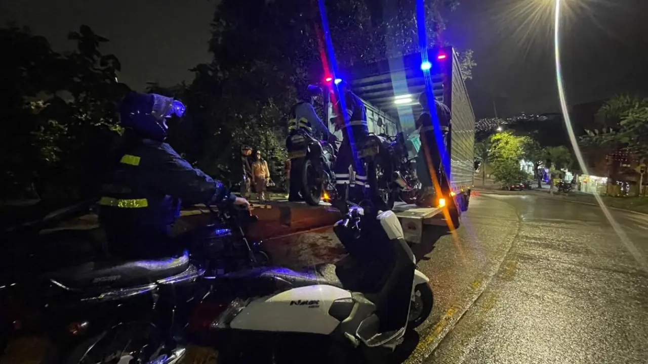 Operativos de tránsito en Manrique y Aranjuez dejaron 55 vehículos inmovilizados