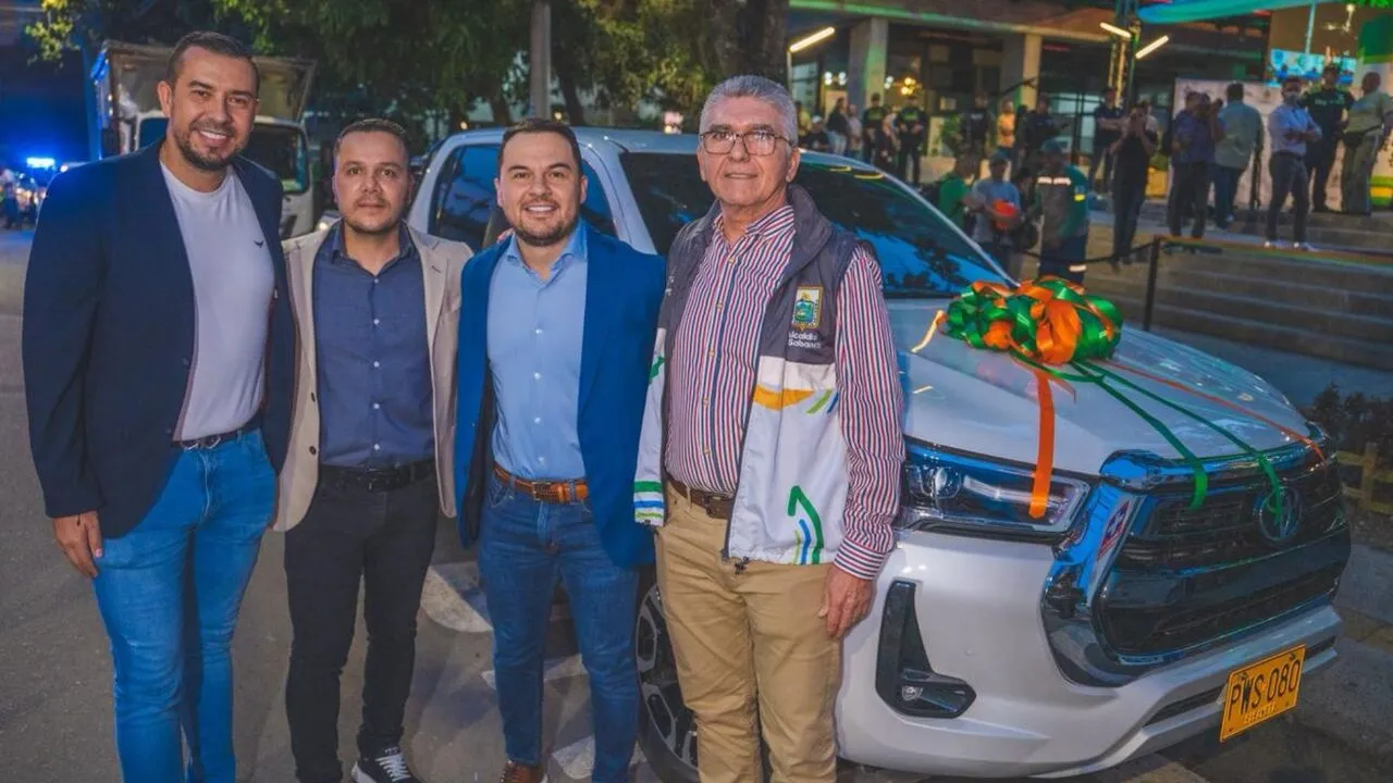 ¡Sabaneta estrena parque automotor! Nueva flota y dotación vehicular fortalecen la movilidad y atención médica en el municipio