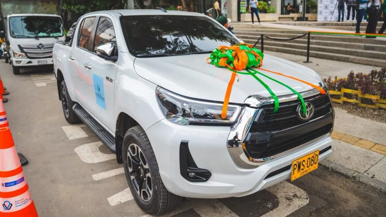 ¡Sabaneta estrena parque automotor! Nueva flota y dotación vehicular fortalecen la movilidad y atención médica en el municipio