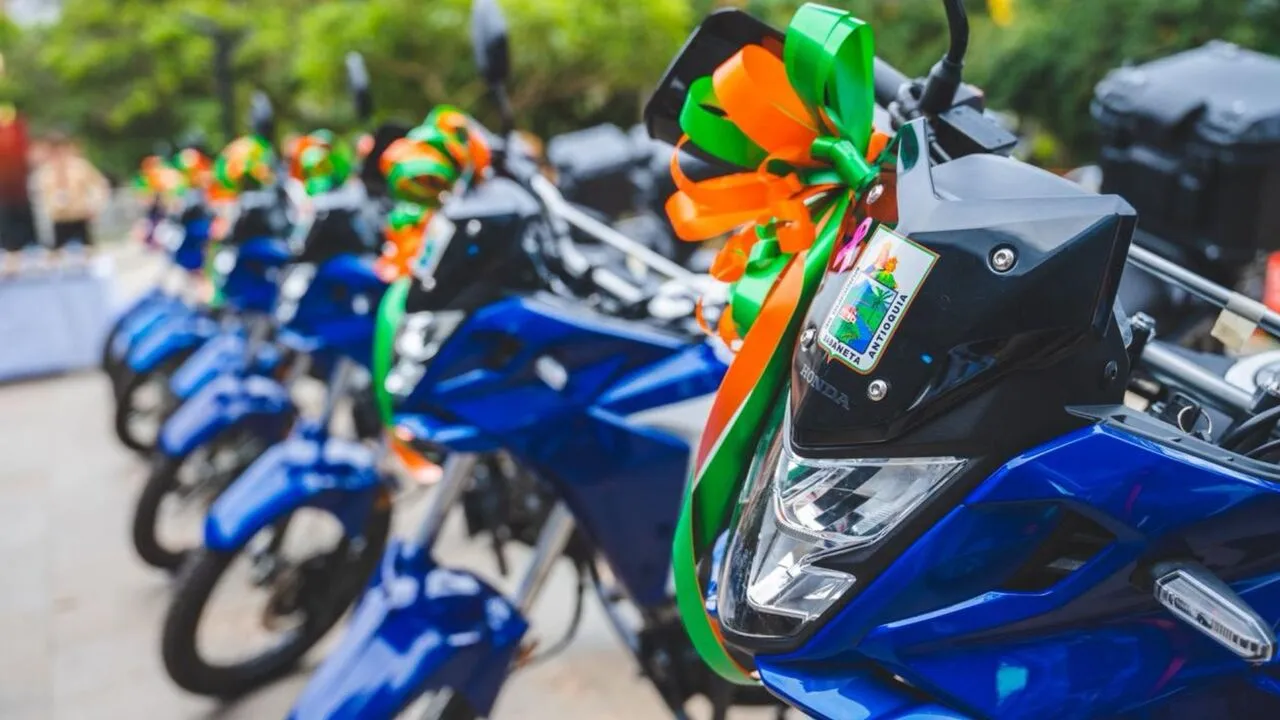 ¡Sabaneta estrena parque automotor! Nueva flota y dotación vehicular fortalecen la movilidad y atención médica en el municipio