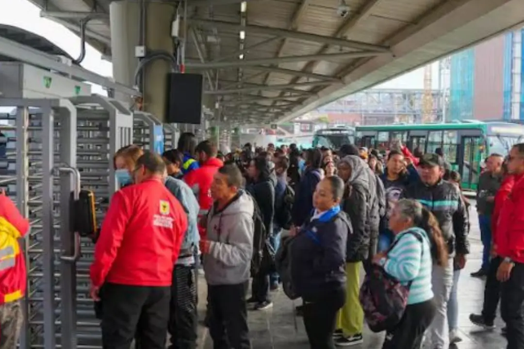Intervenciones en el Portal 20 de Julio mejoran convivencia y operación en TransMilenio