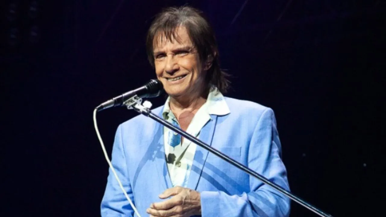 ¡Susto en plena grabación! Roberto Carlos sufrió un accidente en su Cadillac durante el rodaje de un especial navideño