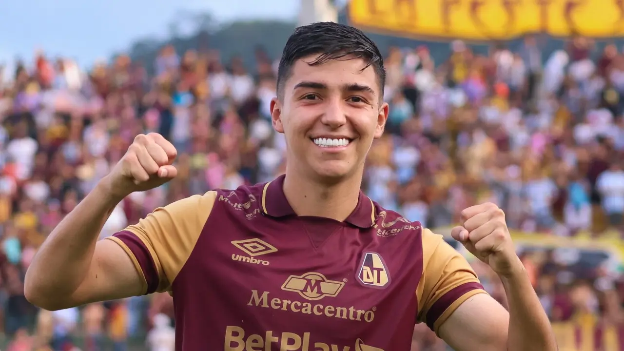 ¿Vuelve Samuel Velásquez al verde paisa? El lateral habló de su posible regreso a Atlético Nacional