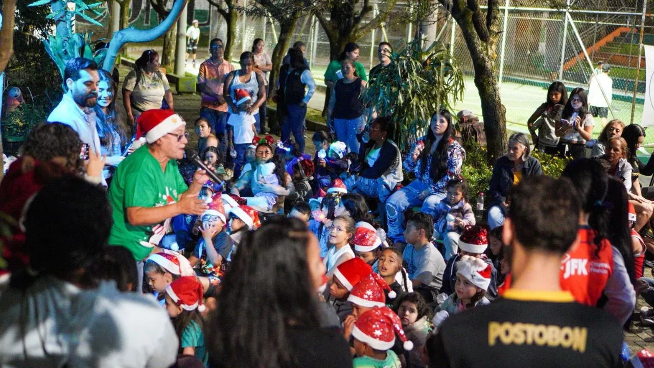 El concejal Santiago Perdomo realizó más de 25 novenas navideñas en distintos barrios de Medellín, compartiendo con comunidades, niños y familias espacios de unión, tradición y mensajes de cuidado. Durante los encuentros, promovió la protección de la niñez, la importancia del estudio y una Navidad vivida desde la cercanía comunitaria y los valores familiares.
