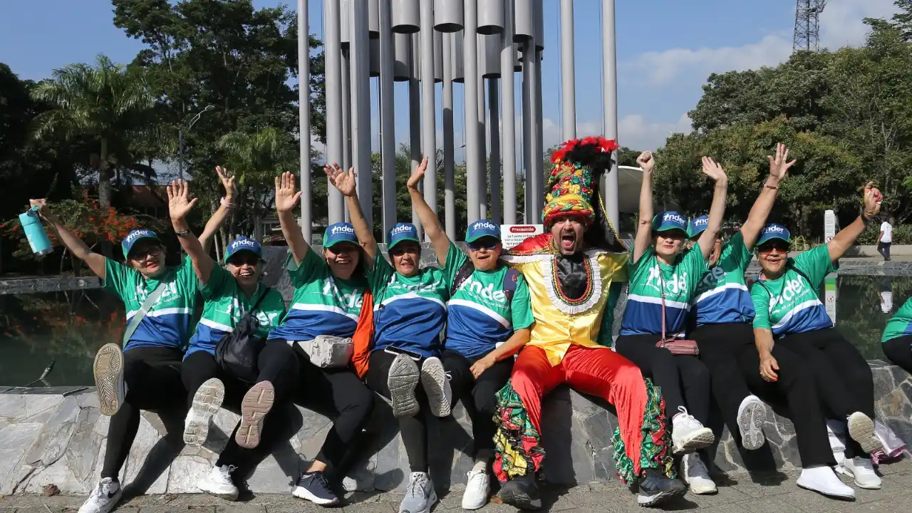 Abuelitos y deportistas con discapacidad se lucieron en Medellín: así fueron los Juegos Metropolitanos