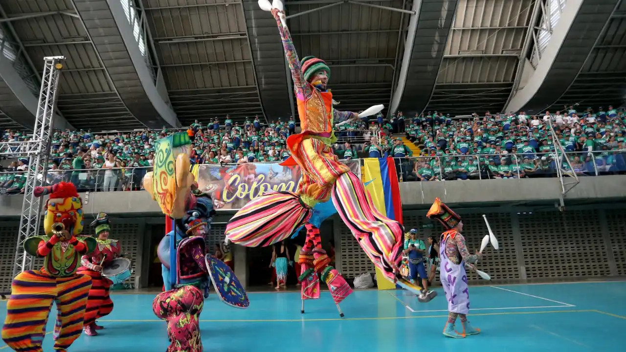 Abuelitos y deportistas con discapacidad se lucieron en Medellín: así fueron los Juegos Metropolitanos