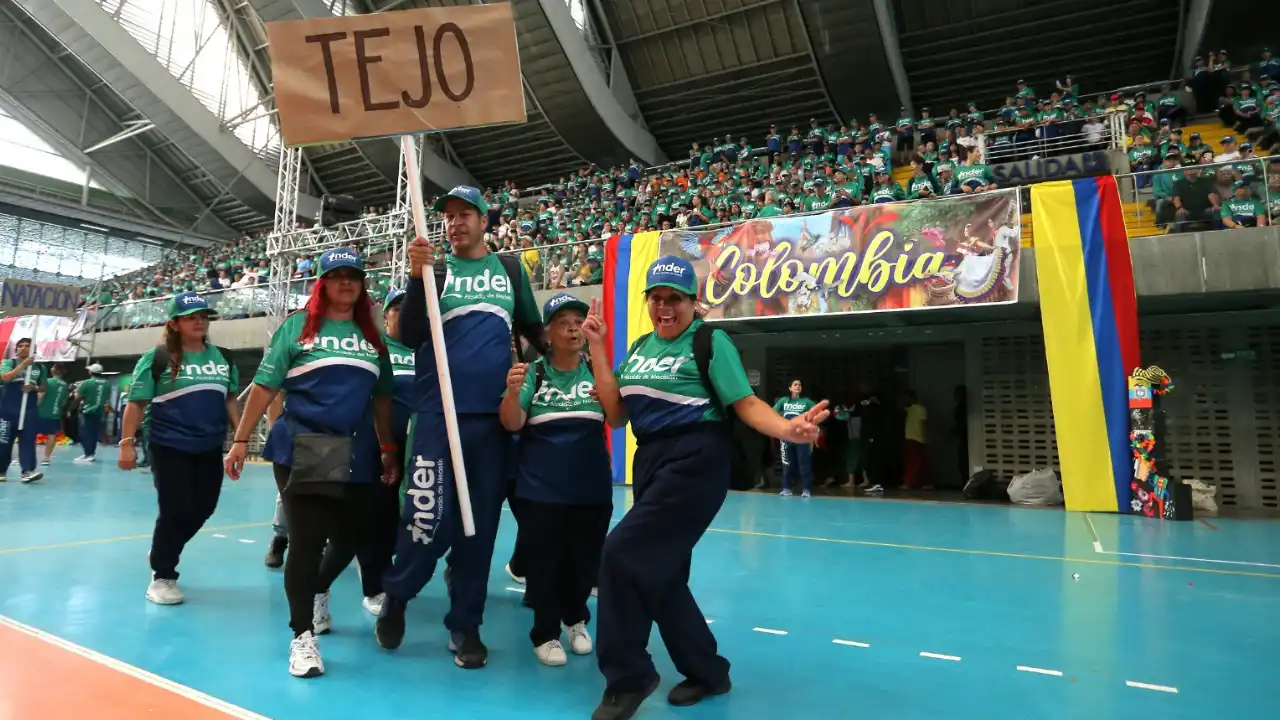 Abuelitos y deportistas con discapacidad se lucieron en Medellín: así fueron los Juegos Metropolitanos