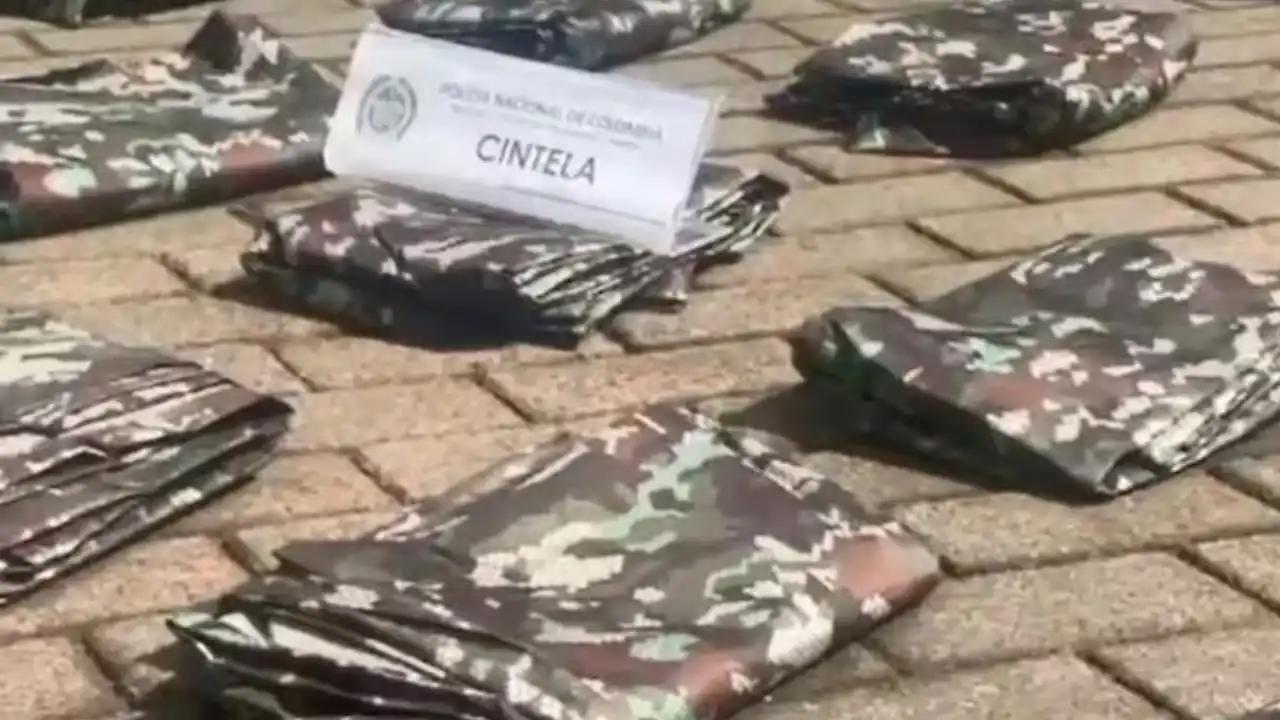 Encomiendas bajo la mira: incautan 700 carpas militares destinadas a grupos armados en Carepa