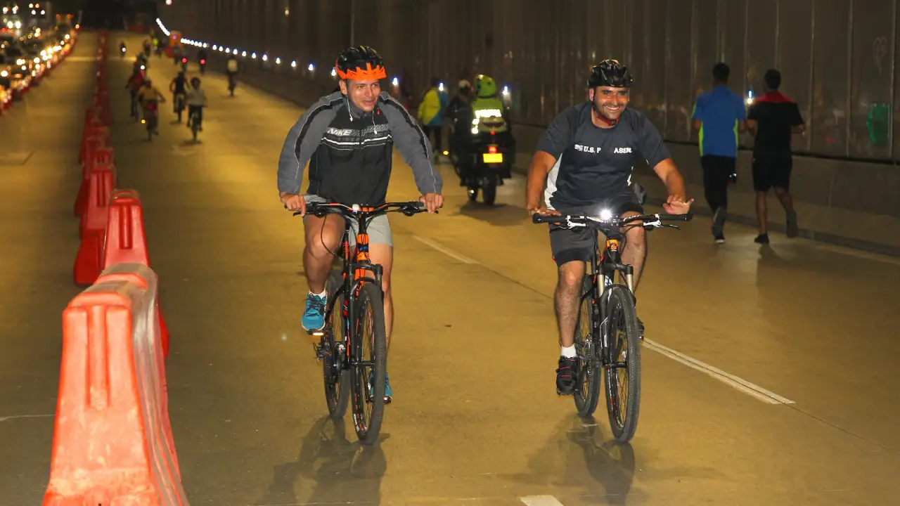 Inder Medellín cambió la ciclovía nocturna de la Avenida del Río por la Navidad