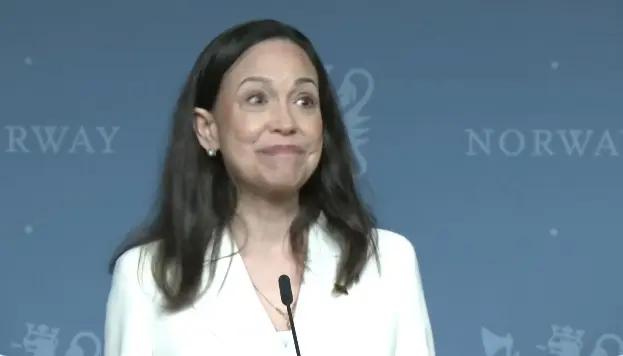 María Corina en su primer encuentro con la prensa, tras su llegada a Oslo. Foto: Redes Sociales