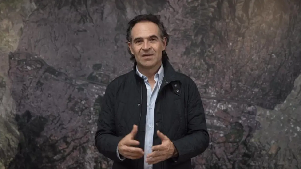 Alcalde Fico Gutiérrez se pronunció frente a la llegada de un tercer equipo de fútbol profesional a Medellín