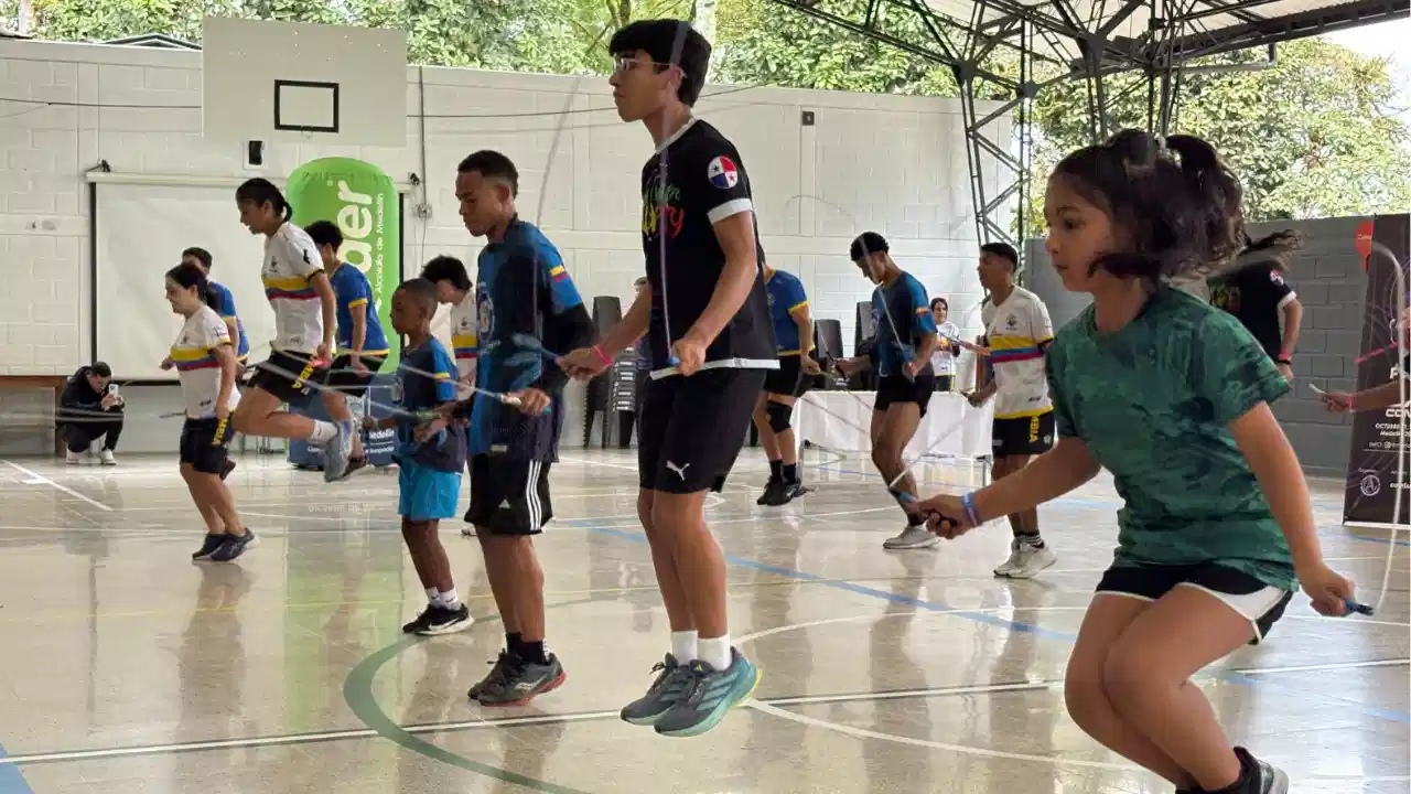 ¡A mover el cuerpo! Ya abrieron los cupos para hacer deporte gratis en Medellín: así se puede inscribir