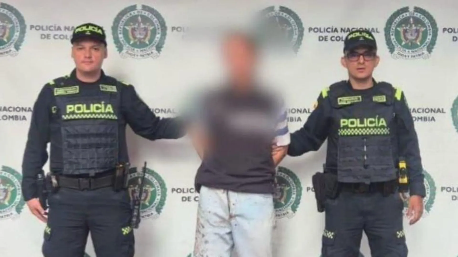 Violento intento de hurto en Bogotá: trabajador de gasolinera resultó herido y un hombre fue capturado