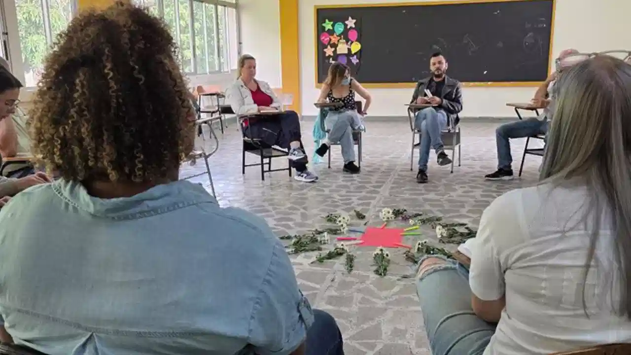 ¡Día de nudo en la garganta! Autoridades acompañan retorno gradual a clases en el Liceo Antioqueño