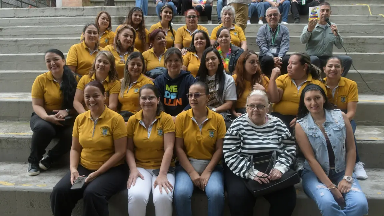 ¡A estudiar se dijo! Medellín estrena colegio oficial en San Antonio de Prado