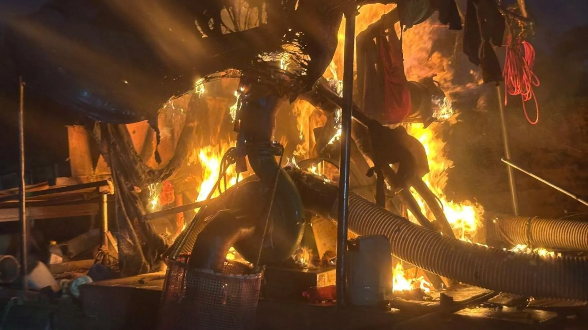 ¡Perdieron una fortuna! Ejército desmanteló seis frentes de extracción ilegal en El Bagre