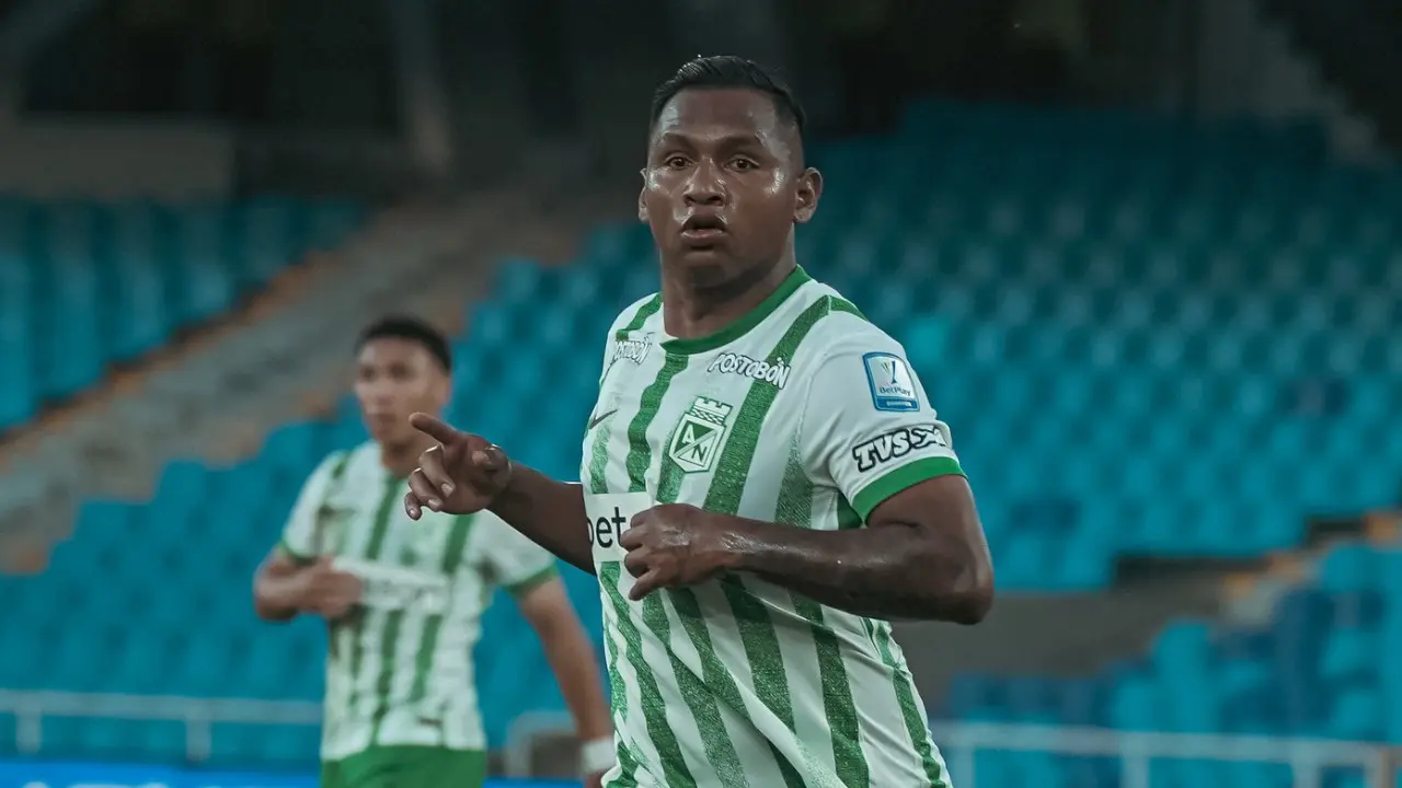 ¡El Búfalo se queda! Alfredo Morelos renueva con Atlético Nacional hasta 2029
