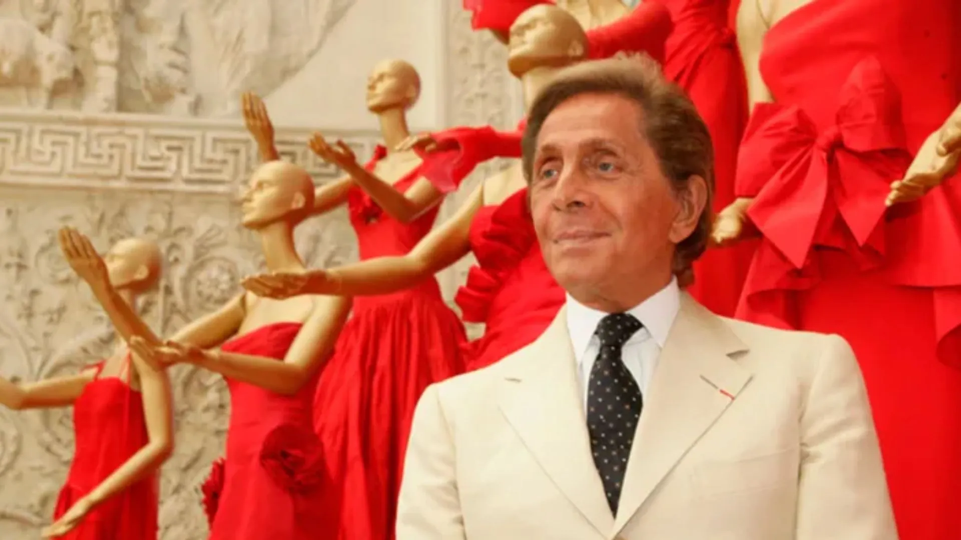 Luto en la alta costura: Valentino Garavani, ícono de la moda italiana, fallece a los 93 años