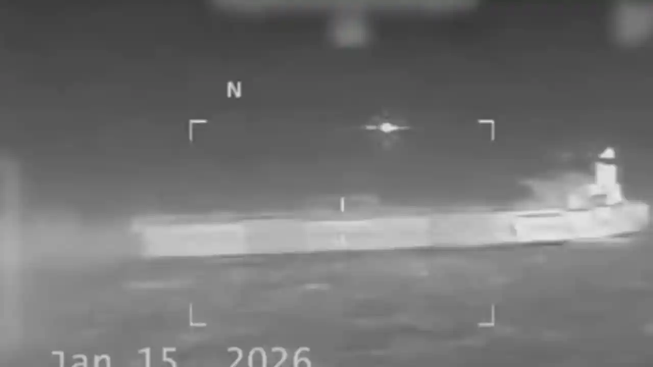 Comando Sur intercepta sexto buque petrolero en el Caribe bajo política de 'cuarentena'