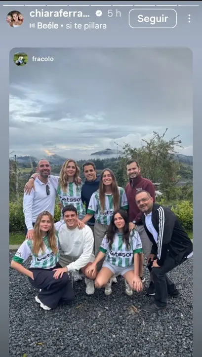 Chiara se despide de su viaje por Colombia, con una fotografía en la que porta la camiseta de Nacional. Foto: Instagram