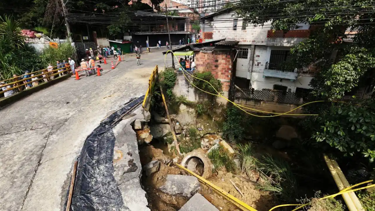'Hoy abriremos un carril': Fico Gutiérrez anuncia alivio vial tras emergencia en puente La Limona