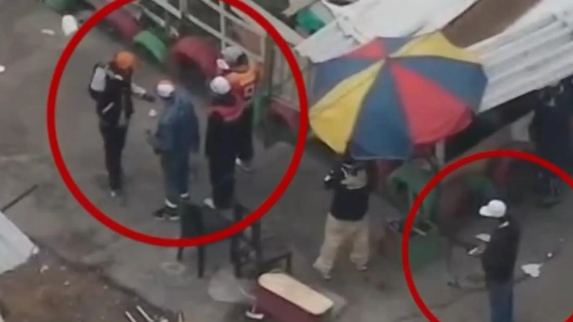 ¡El dron los pilló en flagrancia! Cayeron 5 sujetos vendiendo estupefacientes en las calles de San Benito