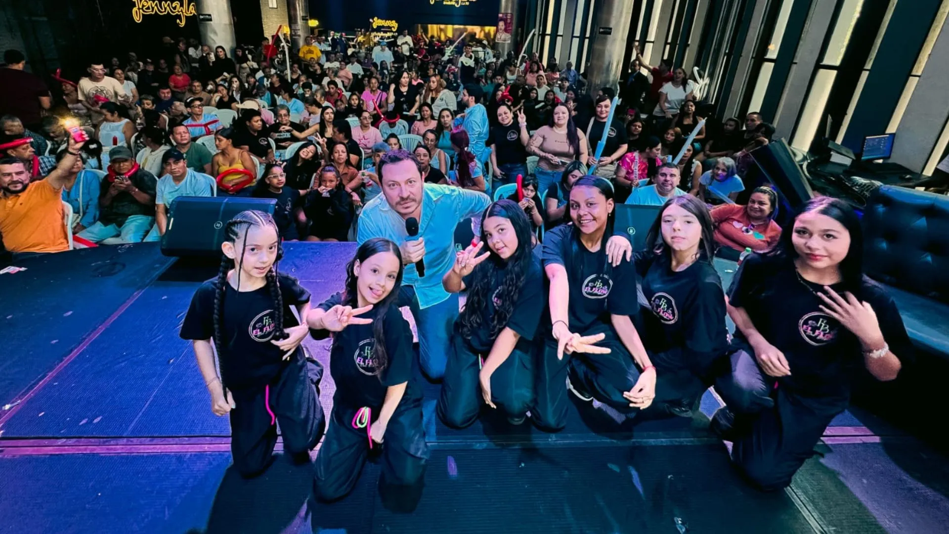 Juan Baena cierra su campaña en Antioquia con un contundente mensaje de cercanía y defensa a las regiones