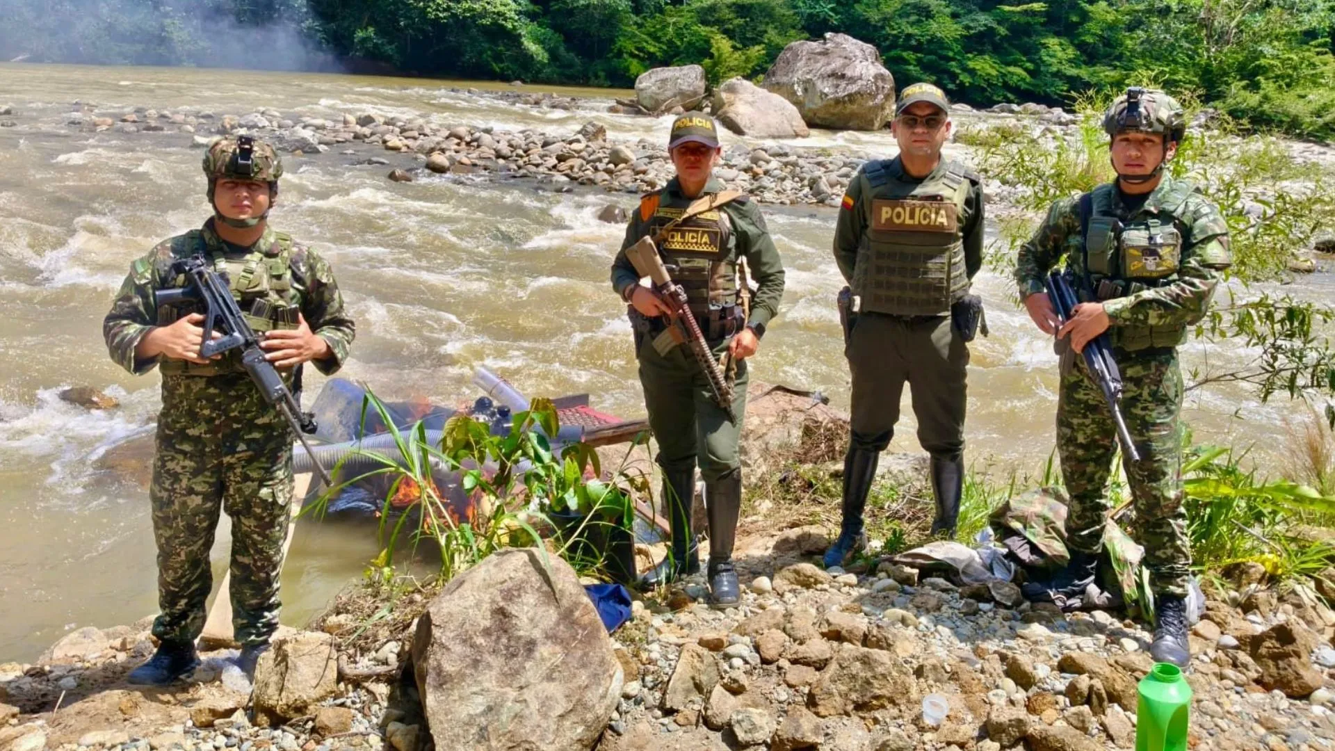 ¡Ofensiva contra la minería ilegal! Destruyen maquinaria en Zaragoza y capturan mineros en Cocorná