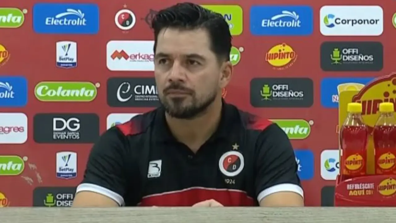 ¡Uno más a la lista! Nelson Flórez deja de ser el técnico del Cúcuta Deportivo