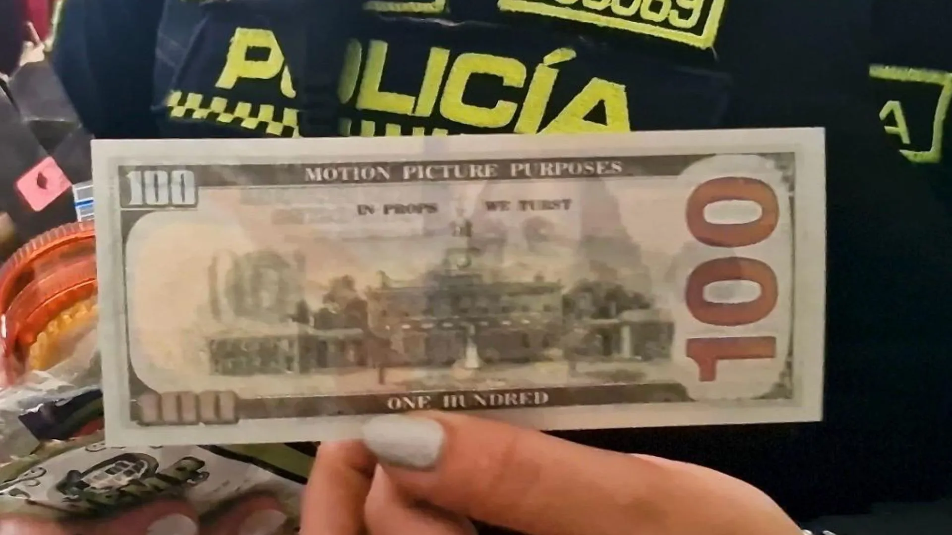 ¡Dólares falsos y armas en una cisterna! Operativo en Teusaquillo deja tres pagadiarios sellados